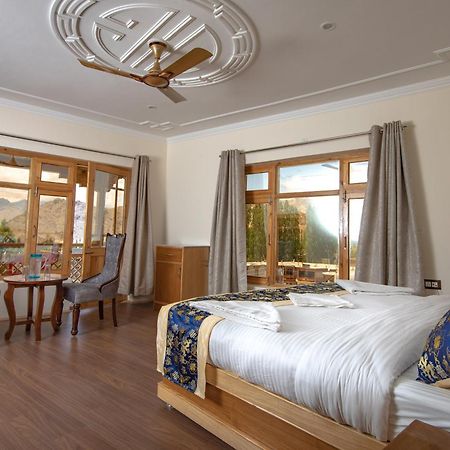 The Nangsay Hotel Leh Exterior photo